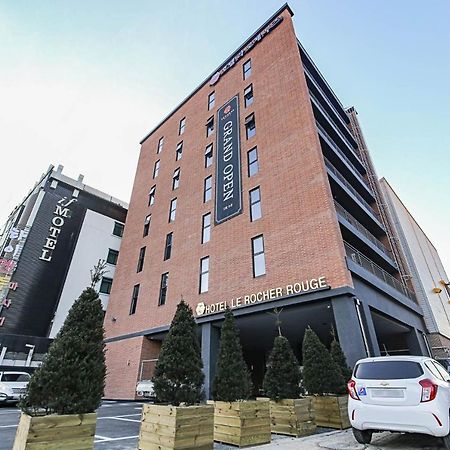 Lerocherrouge Hotel Chuncheon Extérieur photo